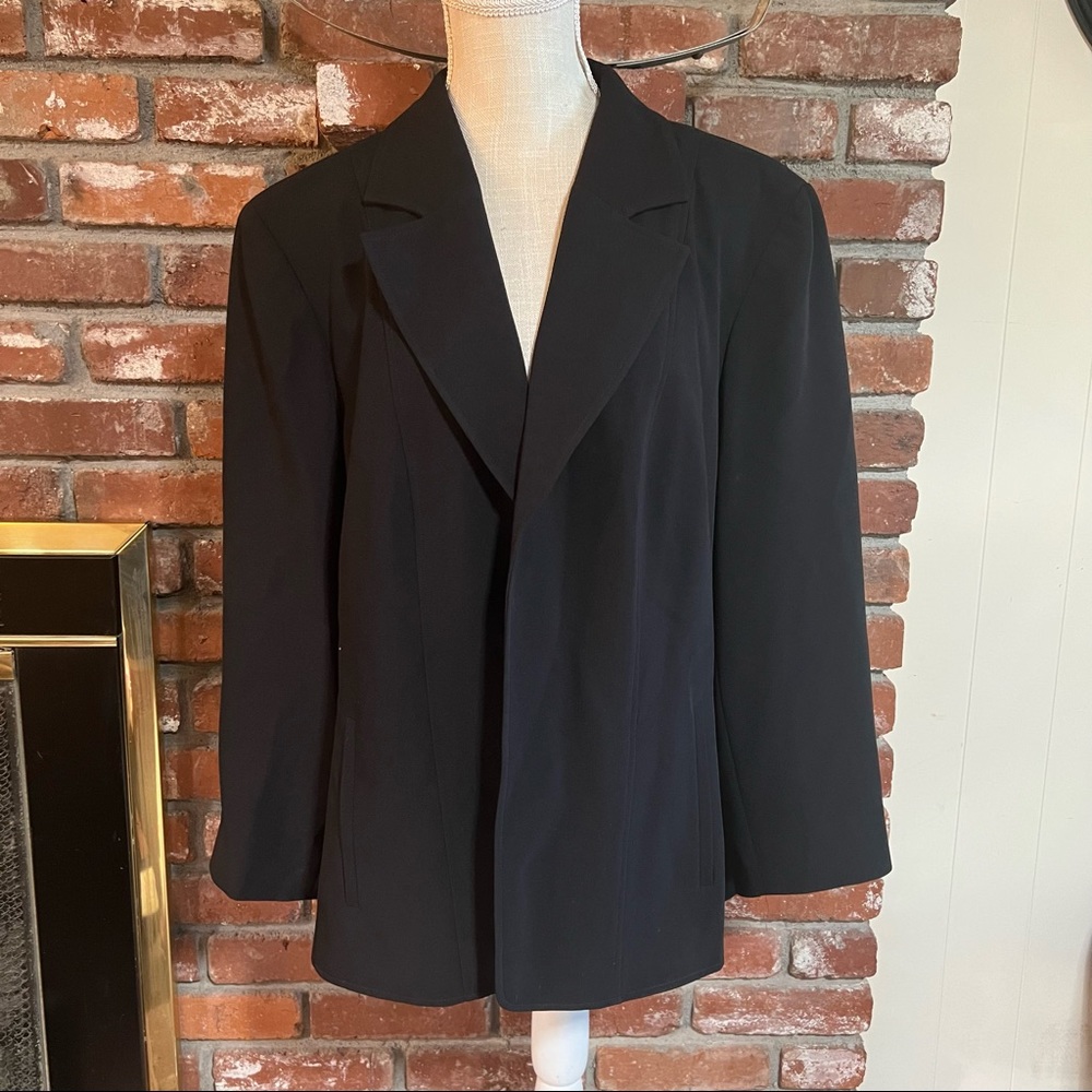 NWT Black Blazer